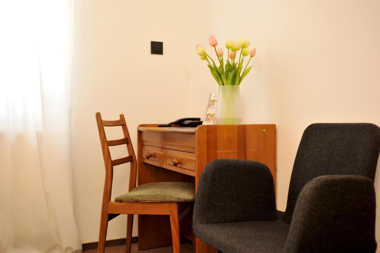 Hotel Protea Boleslawiec Boleslawiec  Bagian luar foto