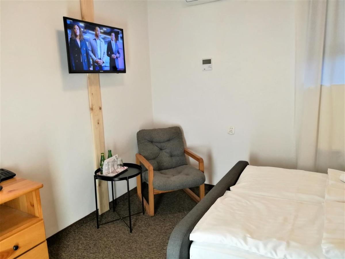 Hotel Protea Boleslawiec Boleslawiec  Bagian luar foto