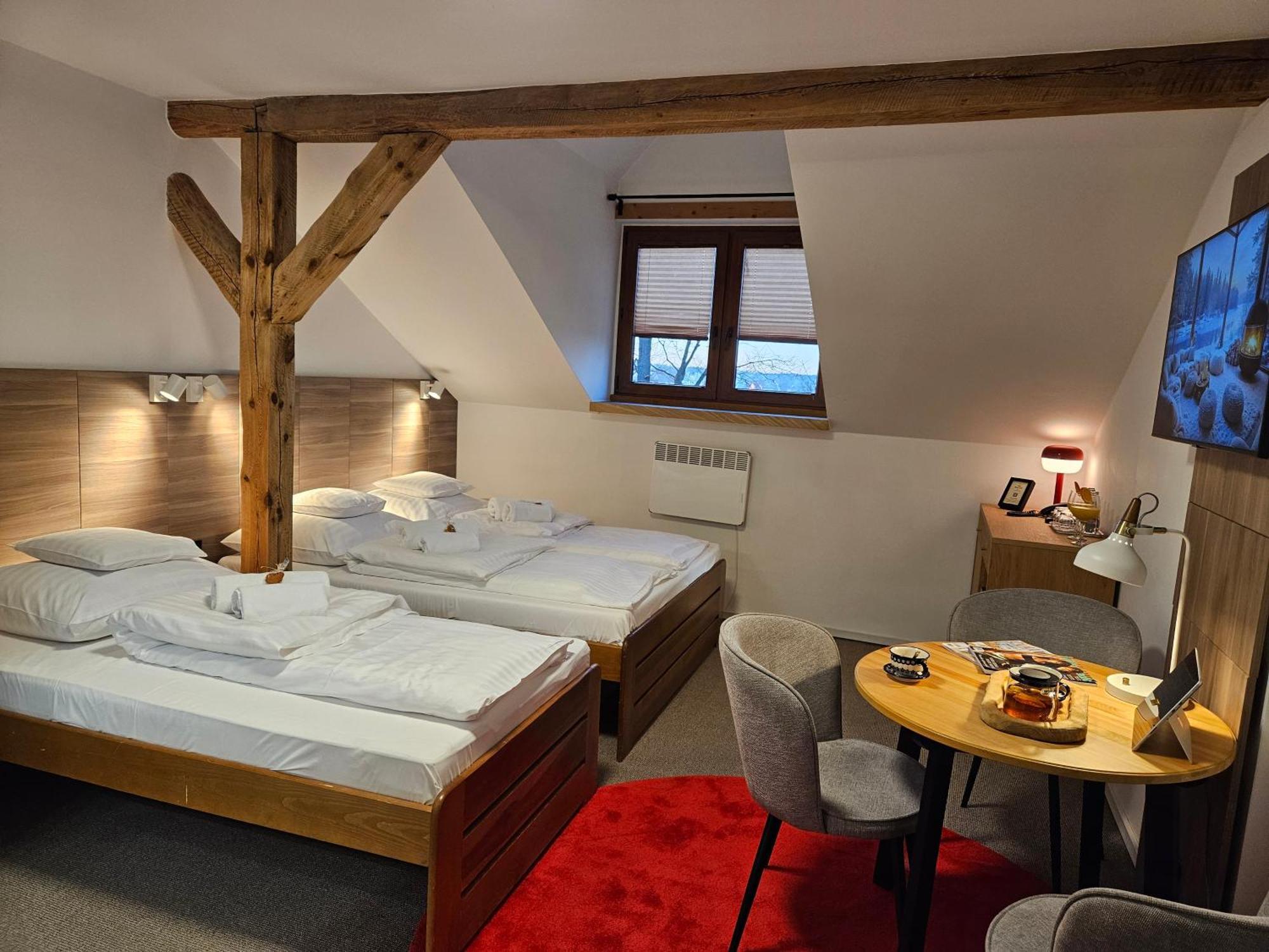 Hotel Protea Boleslawiec Boleslawiec  Bagian luar foto
